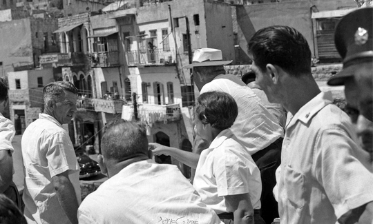 Oskar TauberTour of Wadi Salib by a delegatio