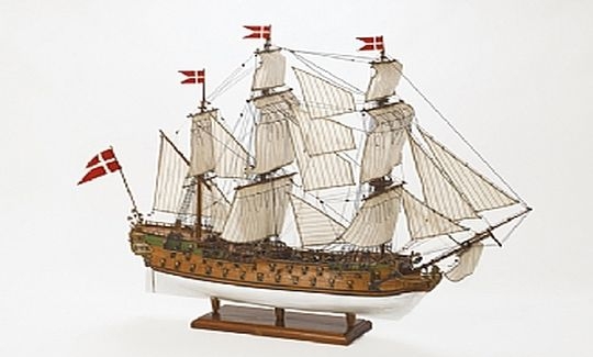 NORSKE LOEVE - coastguard vessel, scale 1:75